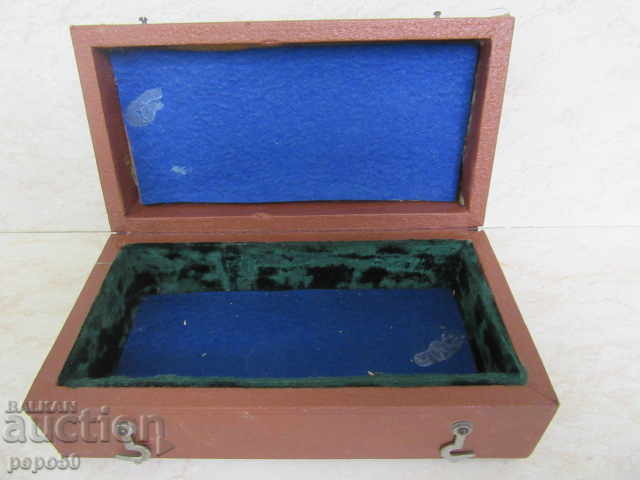 ΠΛΑΙΣΙΟ ΠΑΛΑΙΟΥ ΣΤΡΑΤΙΩΤΙΚΟΥ ΑΝΕΜΟΜΕΤΡΟΥ - ΕΣΣΔ (20 x 10 x 8 cm) με τιμή 30.00 BGN | € 15.34 ΠΛΑΙΣΙΟ ΠΑΛΑΙΟΥ ΣΤΡΑΤΙΩΤΙΚΟΥ ΑΝΕΜΟΜΕΤΡΟΥ - ΕΣΣΔ (20 x 10 x 8 cm) με τιμή 30.00 BGN | € 15.34