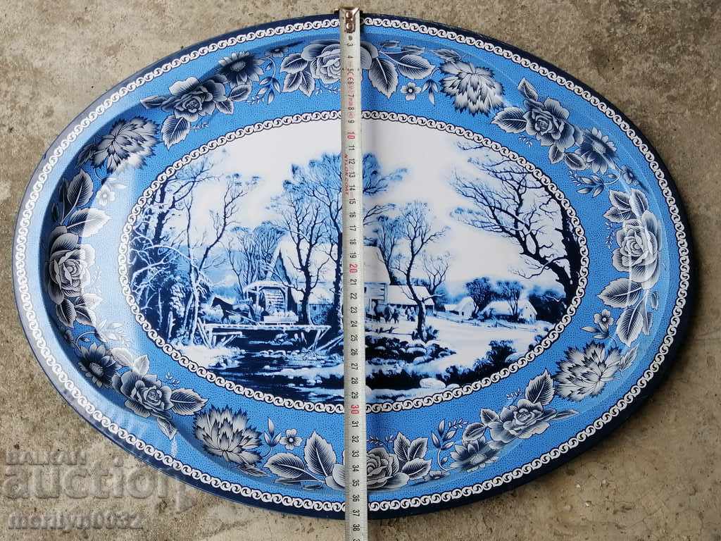 Delivery of Old tray tray, service