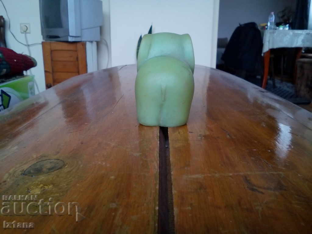 Delivery of An old toy Elephant, Elephant Delivery of An old toy Elephant, Elephant