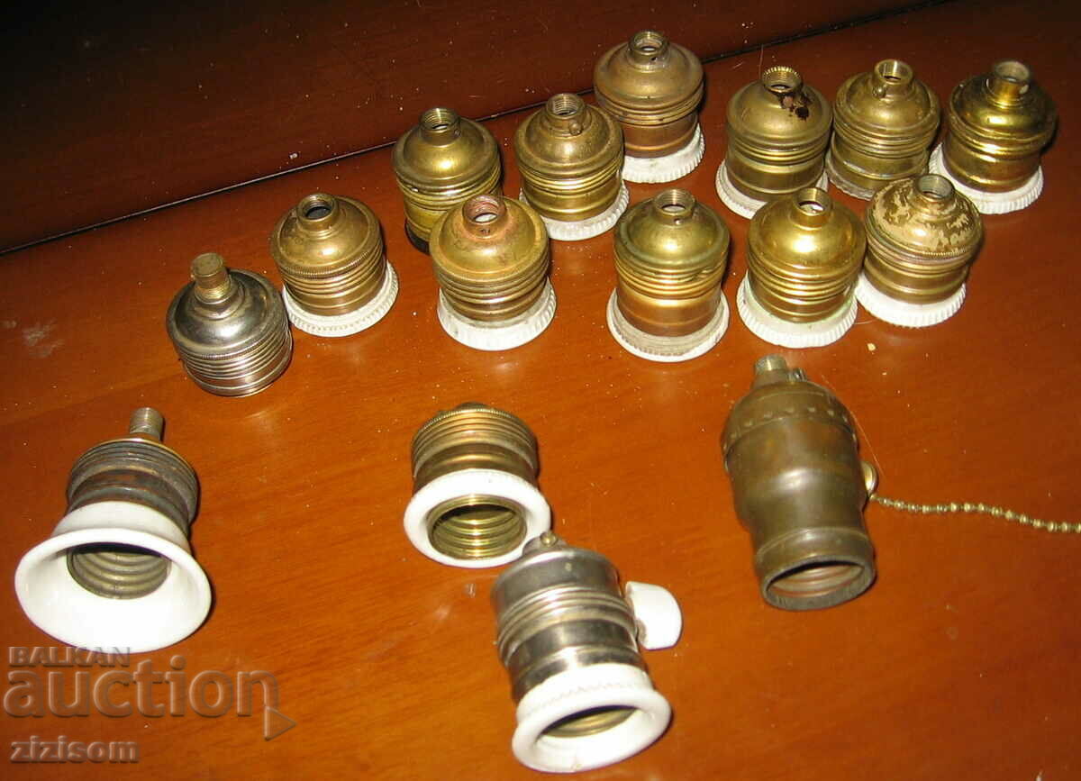 Доставка на МЕТАЛНИ ФАСОНКИ  3 БРОЯ МЕСИНГ И ПОРЦЕЛАН