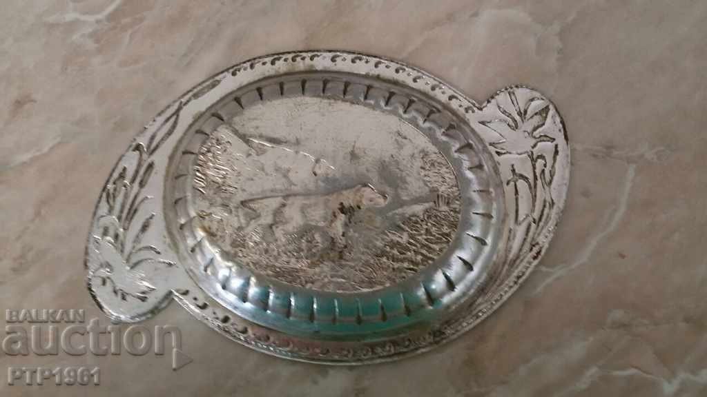 салатиера с цена 3.00 лв. | € 1.53 салатиера с цена 3.00 лв. | € 1.53