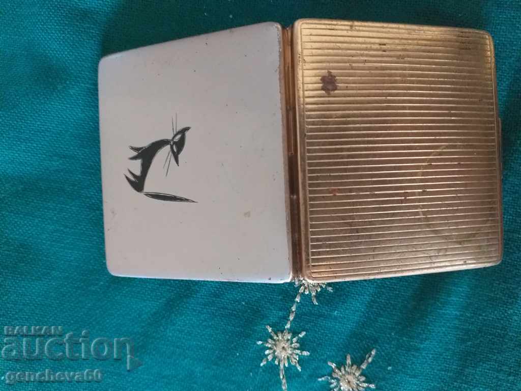 Old powder case with mirror - 5 Old powder case with mirror - 5
