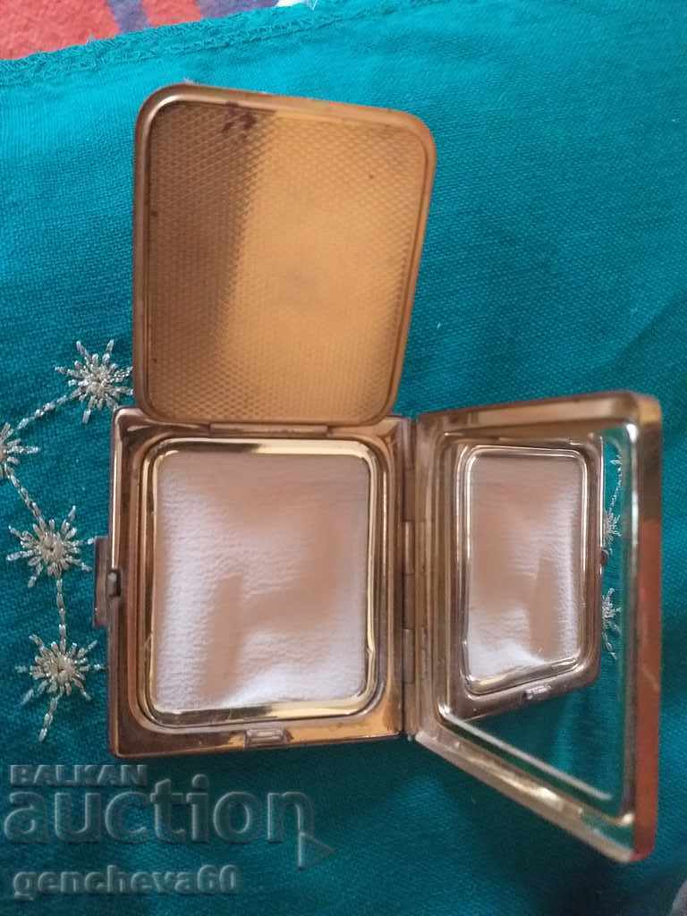 Old powder case with mirror Old powder case with mirror