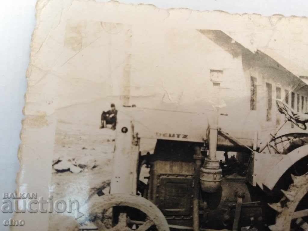 Auction ROYAL PHOTO-DEUTZ TRACTOR Auction ROYAL PHOTO-DEUTZ TRACTOR