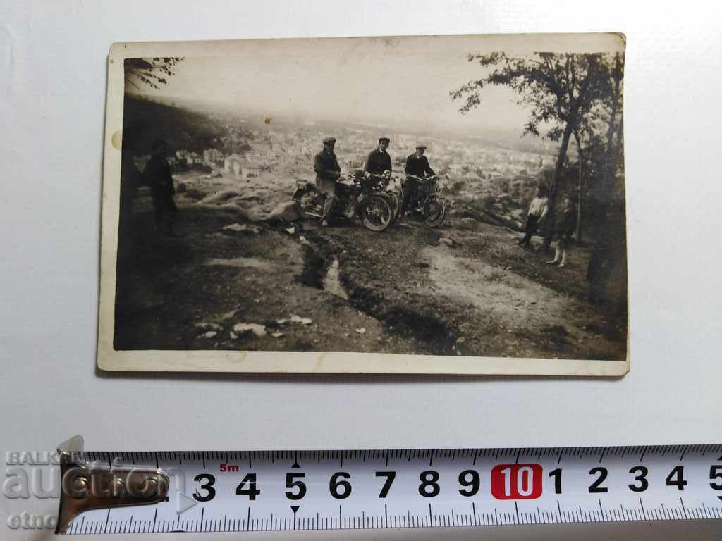 ROYAL PHOTO-MOTOR, BSA, TRIUMPH, INDIAN, Ariel, Plovdiv with price 35.00 BGN | € 17.90 ROYAL PHOTO-MOTOR, BSA, TRIUMPH, INDIAN, Ariel, Plovdiv with price 35.00 BGN | € 17.90