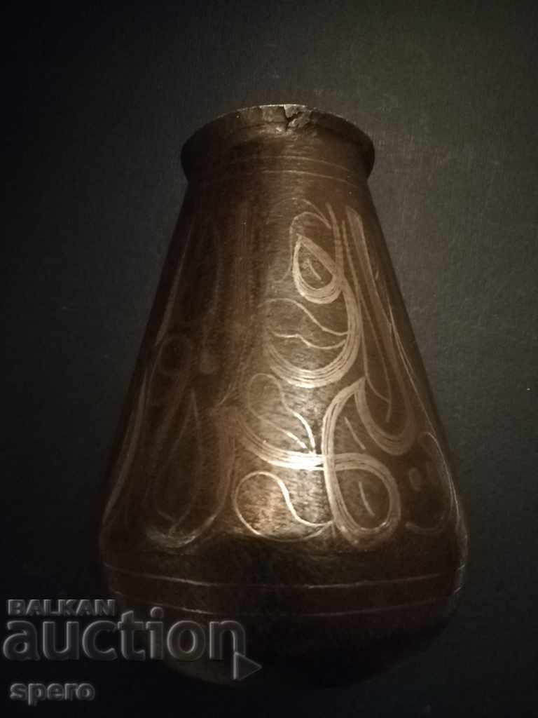 Licitație Vază / cană / Persia