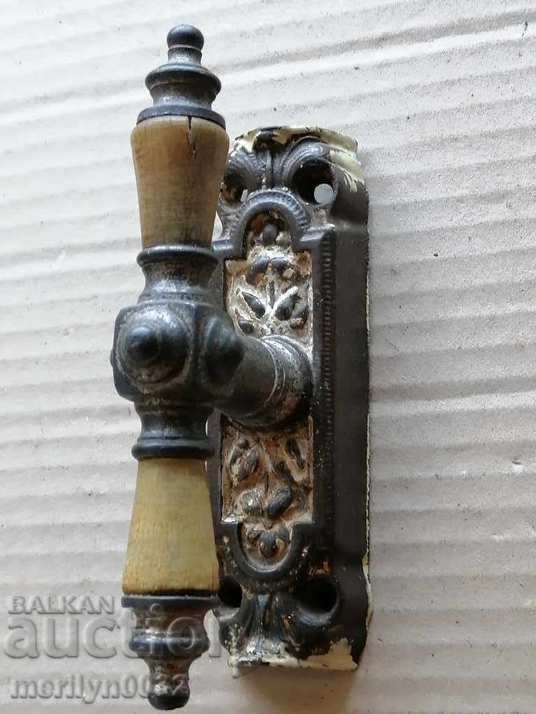 Handle of a luxury window from the beginning of the XX century