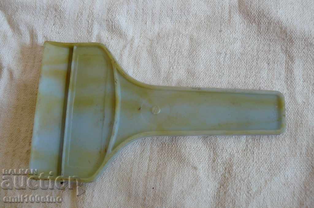 Livrarea Racleta pentru geamuri auto LADA de la Sotsa Livrarea Racleta pentru geamuri auto LADA de la Sotsa