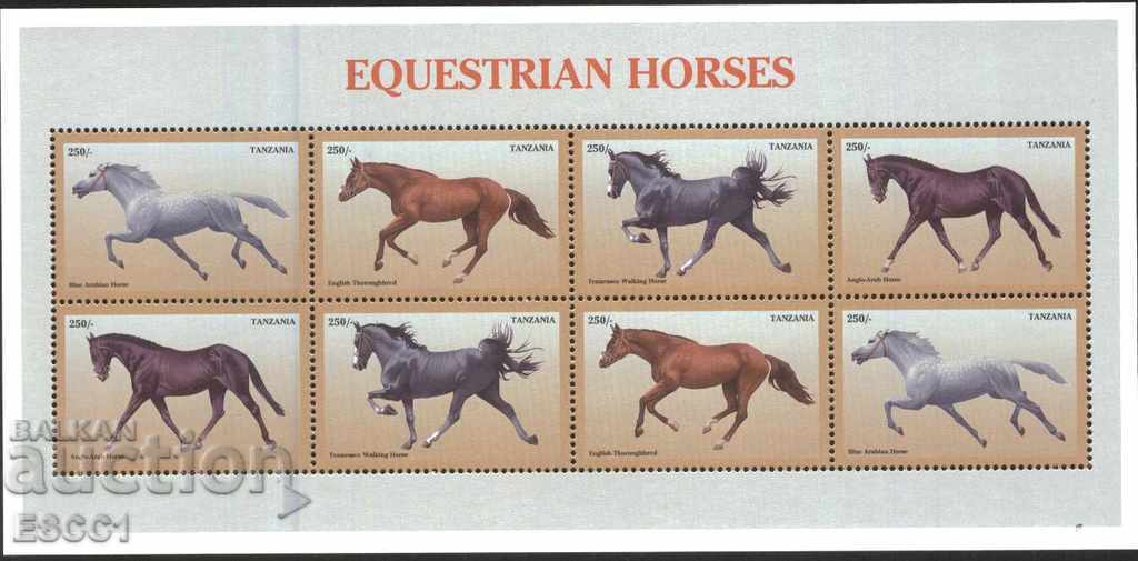 Καθαρά γραμματόσημα σε ένα μικρό φύλλο Fauna Horses 1997 από την Τανζανία