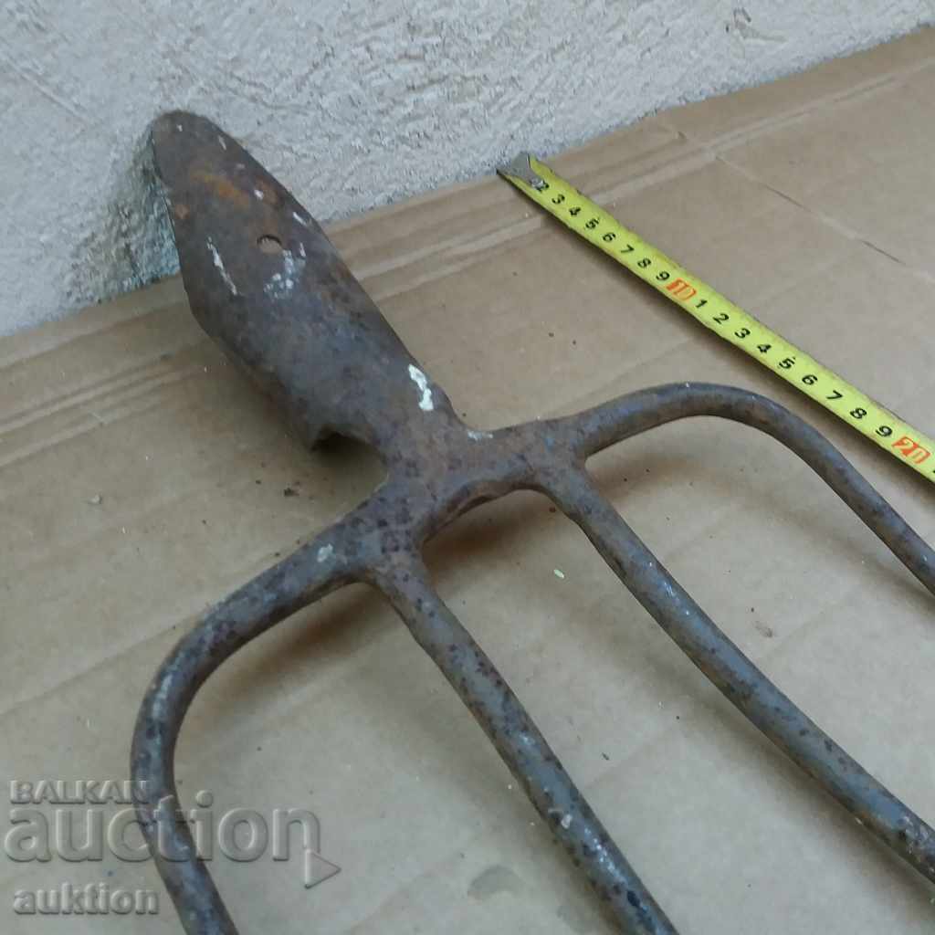 Auction OLD MASSIVE VILLA, NABOTKA Auction OLD MASSIVE VILLA, NABOTKA