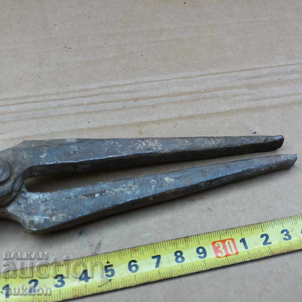 Аукцион СТАР МАСИВЕН КОВАН КЕРПЕДЕН , КЛЕЩИ Аукцион СТАР МАСИВЕН КОВАН КЕРПЕДЕН , КЛЕЩИ