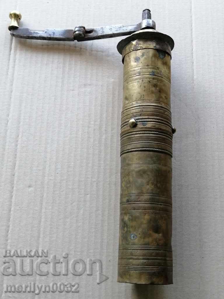 Old Ottoman spice mill, mill with price 70.00 BGN | € 35.79 Old Ottoman spice mill, mill with price 70.00 BGN | € 35.79