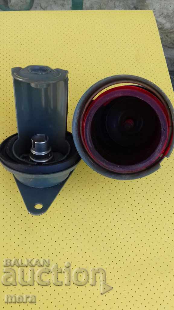 Ship lantern with price 60.00 BGN | € 30.68 Ship lantern with price 60.00 BGN | € 30.68