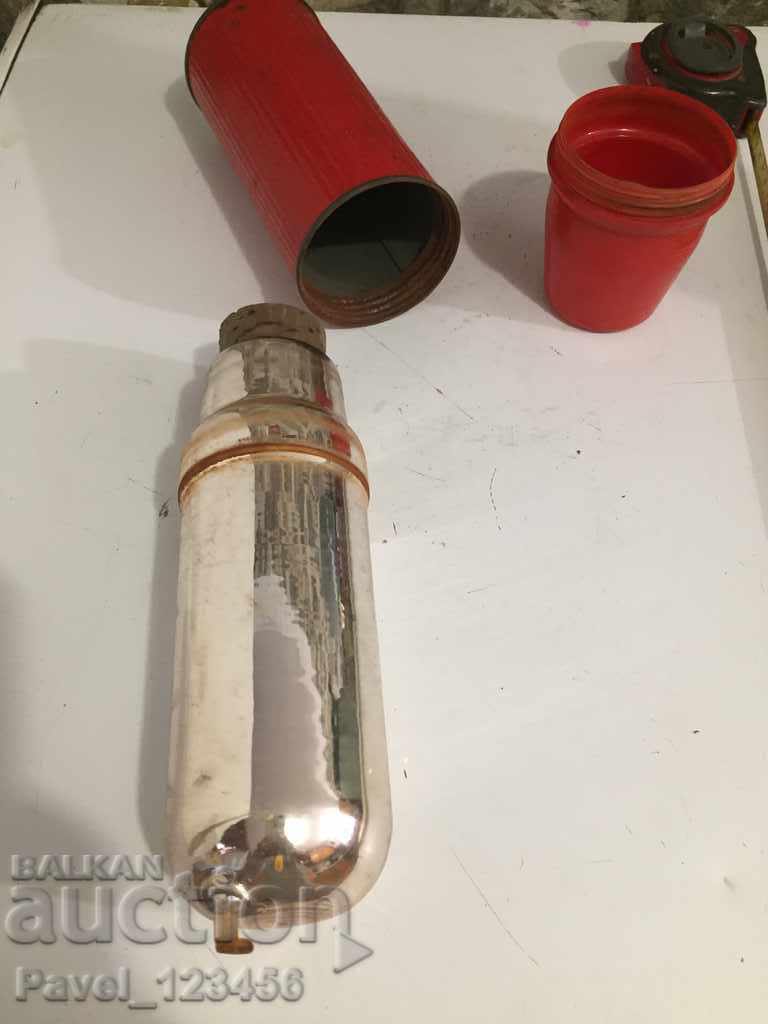 Delivery of old thermos - Polish Delivery of old thermos - Polish