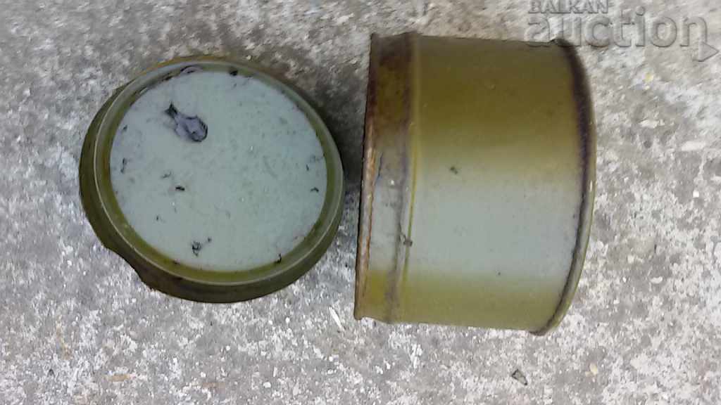 Аукцион старинна военна кутия Аукцион старинна военна кутия