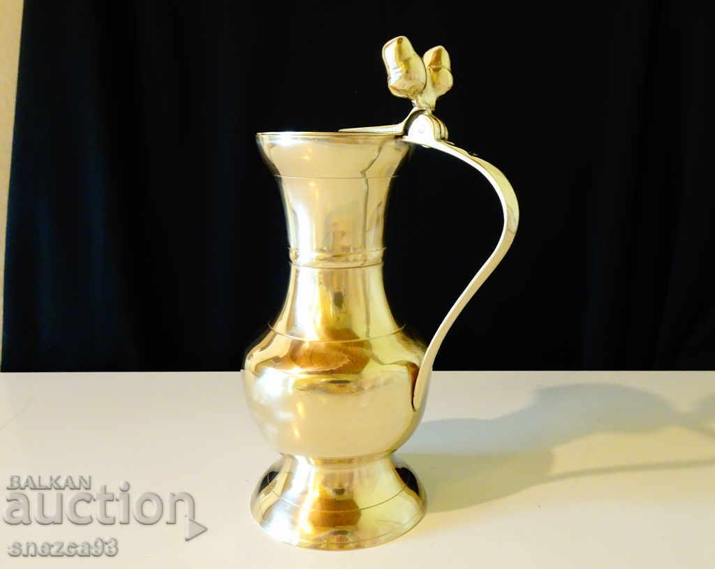 Auction Bronze jug 700 ml, mug with acorns 21 cm Auction Bronze jug 700 ml, mug with acorns 21 cm