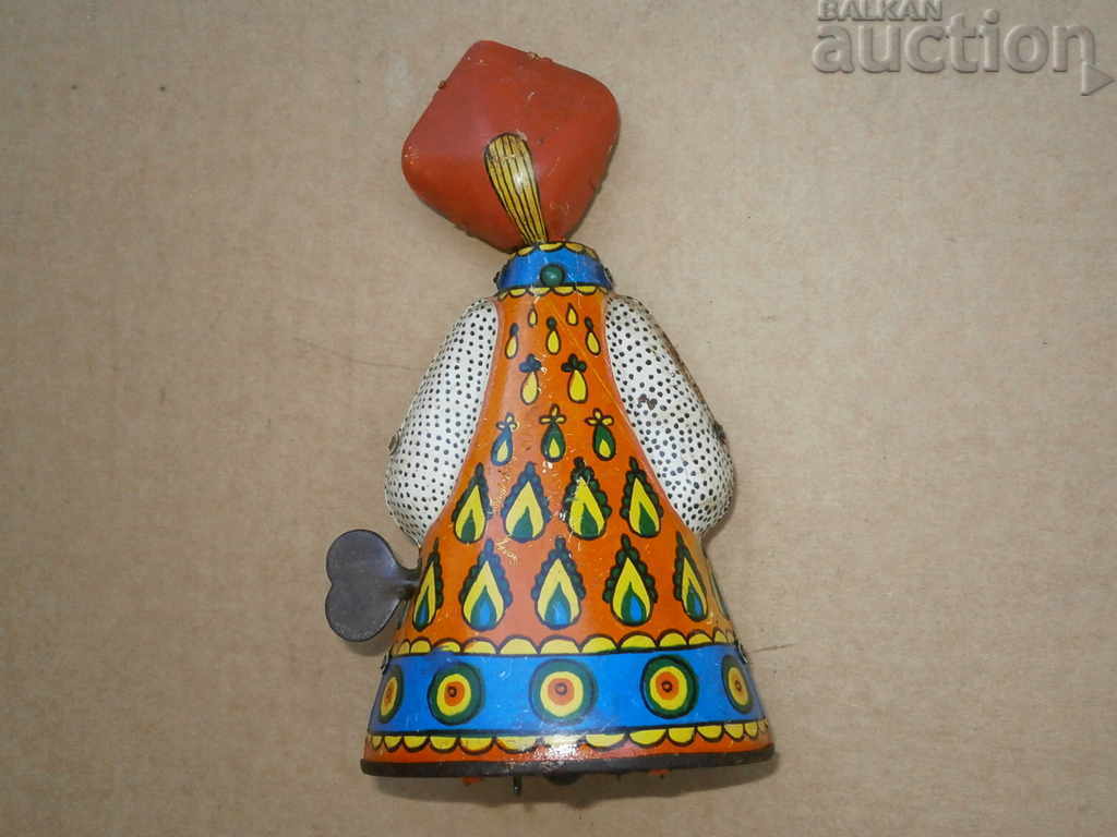 Δημοπρασία Παιχνίδι κούκλας από μεταλλικό κασσίτερο που δουλεύει ΕΣΣΔ ΕΣΣΔ δεκαετίας '70 Δημοπρασία Παιχνίδι κούκλας από μεταλλικό κασσίτερο που δουλεύει ΕΣΣΔ ΕΣΣΔ δεκαετίας '70