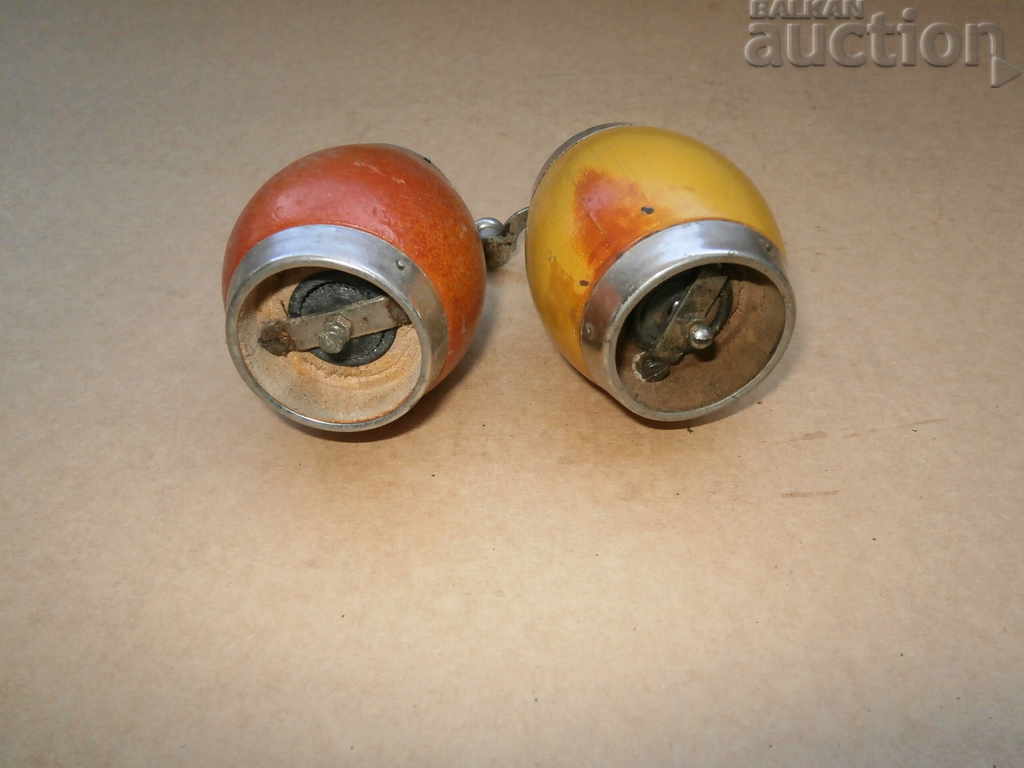 Delivery of vintage vintage retro wooden small grinder mill Etsy Delivery of vintage vintage retro wooden small grinder mill Etsy