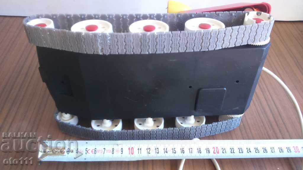 Delivery of OLD SPACECRAFT TOY - USSR Delivery of OLD SPACECRAFT TOY - USSR