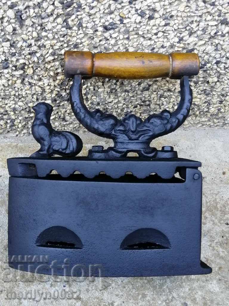 Ancient iron on the 19th century with price 69.00 BGN | € 35.28 Ancient iron on the 19th century with price 69.00 BGN | € 35.28