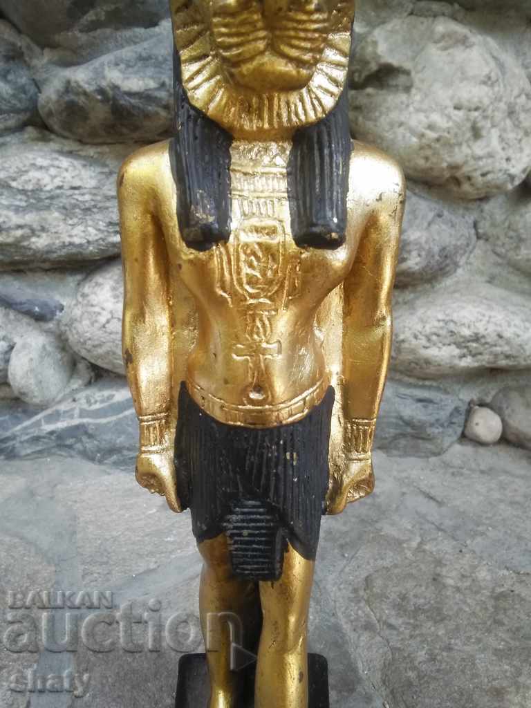 Auction  Big figures Egypt