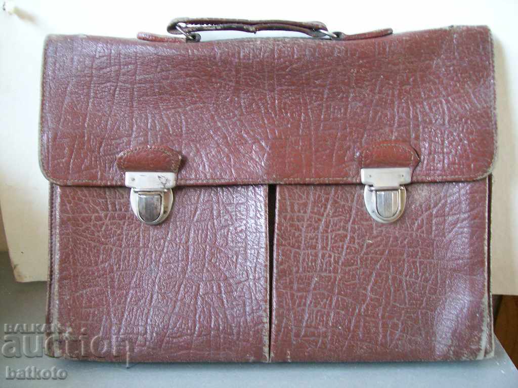 Стара запазена директорска чанта от естествена кожа