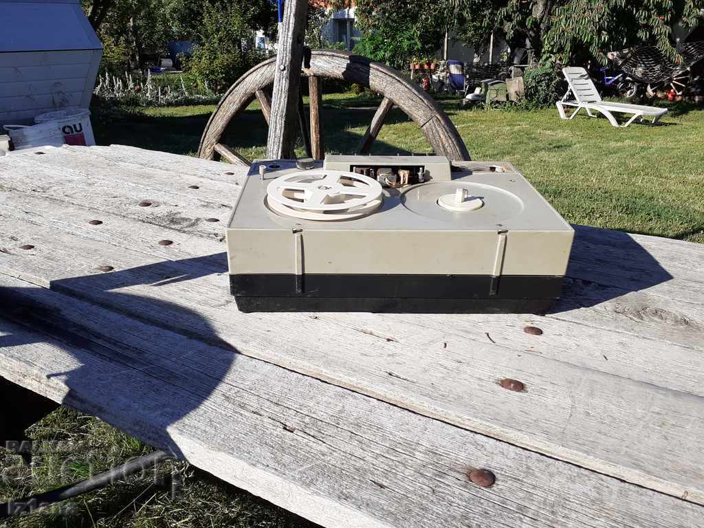 Old Tape Recorder - 6 Old Tape Recorder - 6