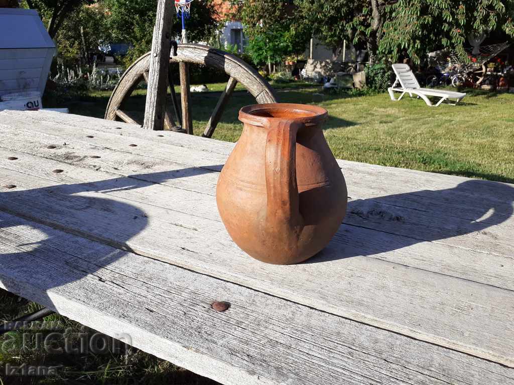 Delivery of Antique ceramic pot Delivery of Antique ceramic pot