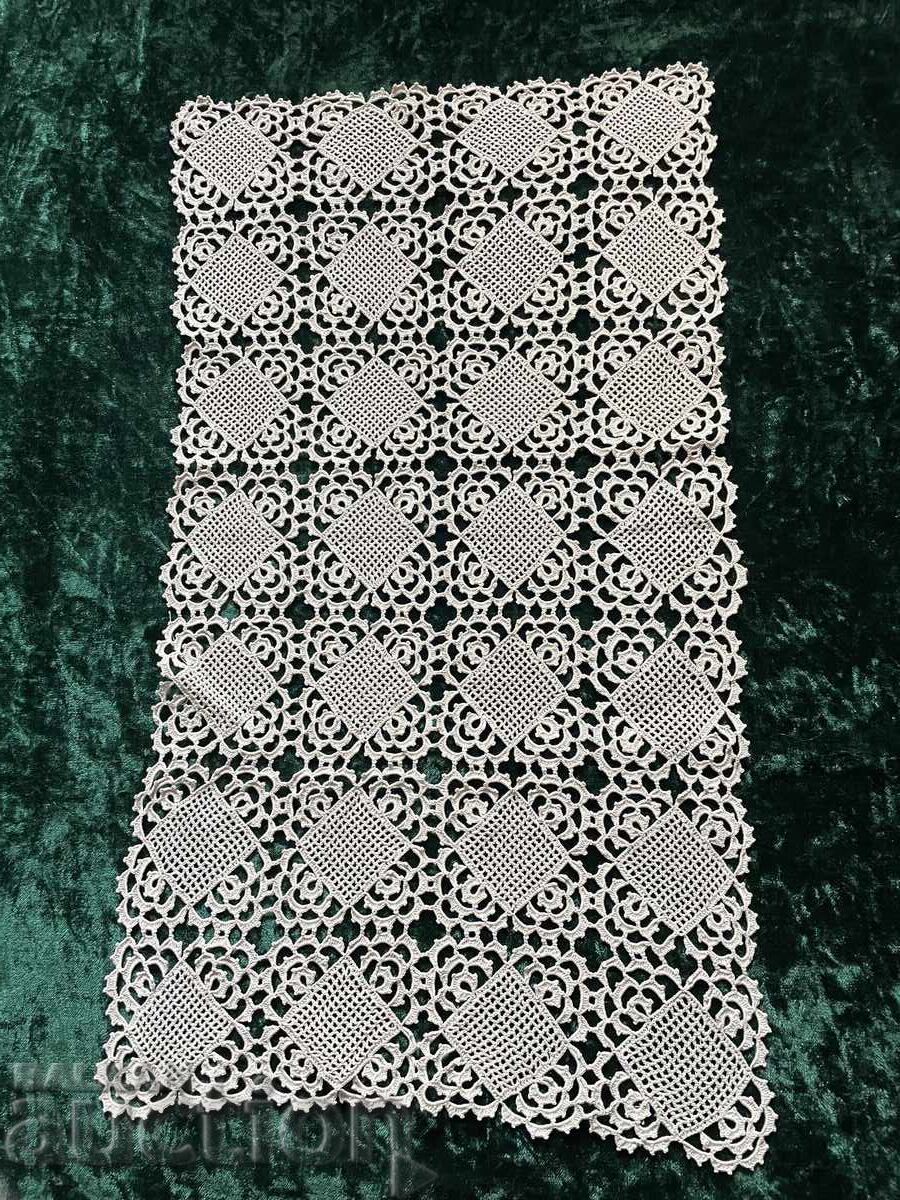 Pătură, tricotată manual, dimensiune 60x33 cm