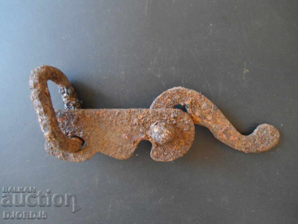 Старо ковано желязо с цена 5.00 лв. | € 2.56 Старо ковано желязо с цена 5.00 лв. | € 2.56