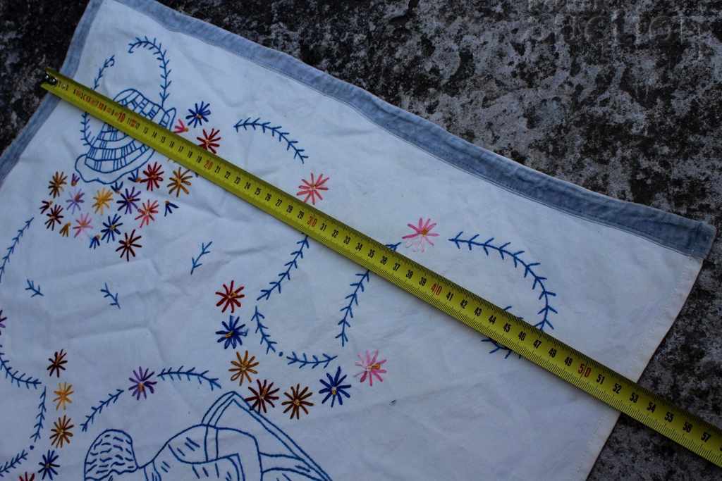 Delivery of STAR EMBROIDERED COVER FOR WALL WALL KILIMCHE BLADDER Delivery of STAR EMBROIDERED COVER FOR WALL WALL KILIMCHE BLADDER