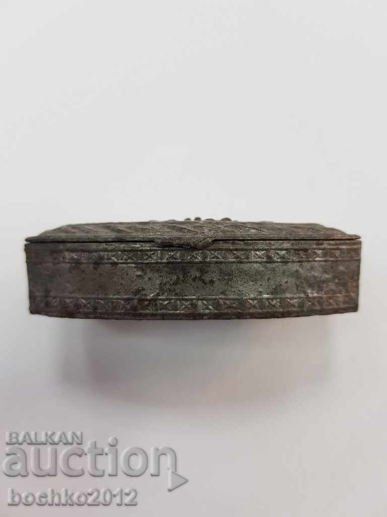Licitație Veche cutie balcanica renascentista otomana din secolul al XIX-lea Licitație Veche cutie balcanica renascentista otomana din secolul al XIX-lea