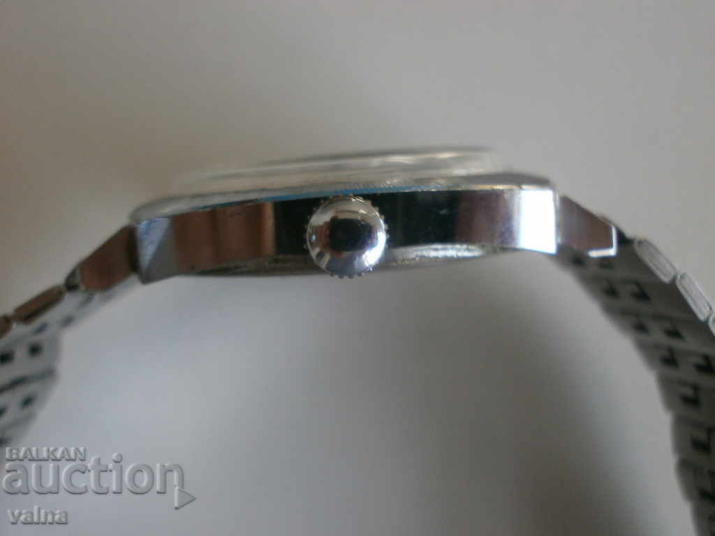 Доставка на WOSTOK 17 jewels, madе in USSR, XL корпус 38 мм, командирски