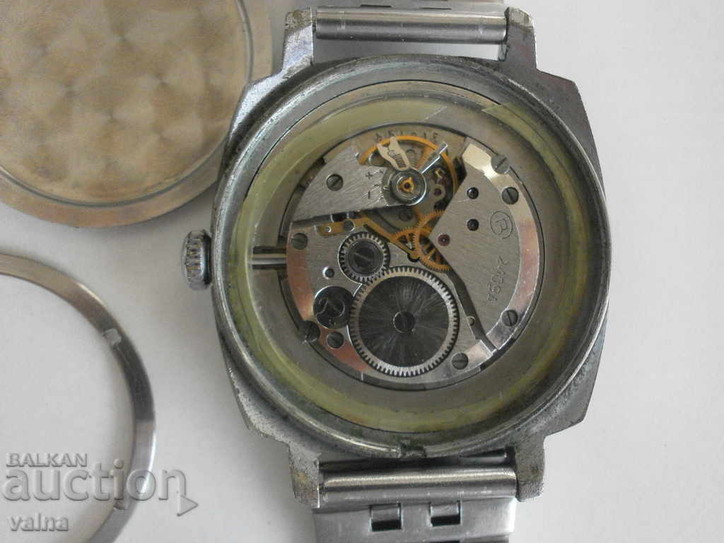 WOSTOK 17 jewels, made in USSR, θήκη XL 38 mm, διοικητής - 6 WOSTOK 17 jewels, made in USSR, θήκη XL 38 mm, διοικητής - 6