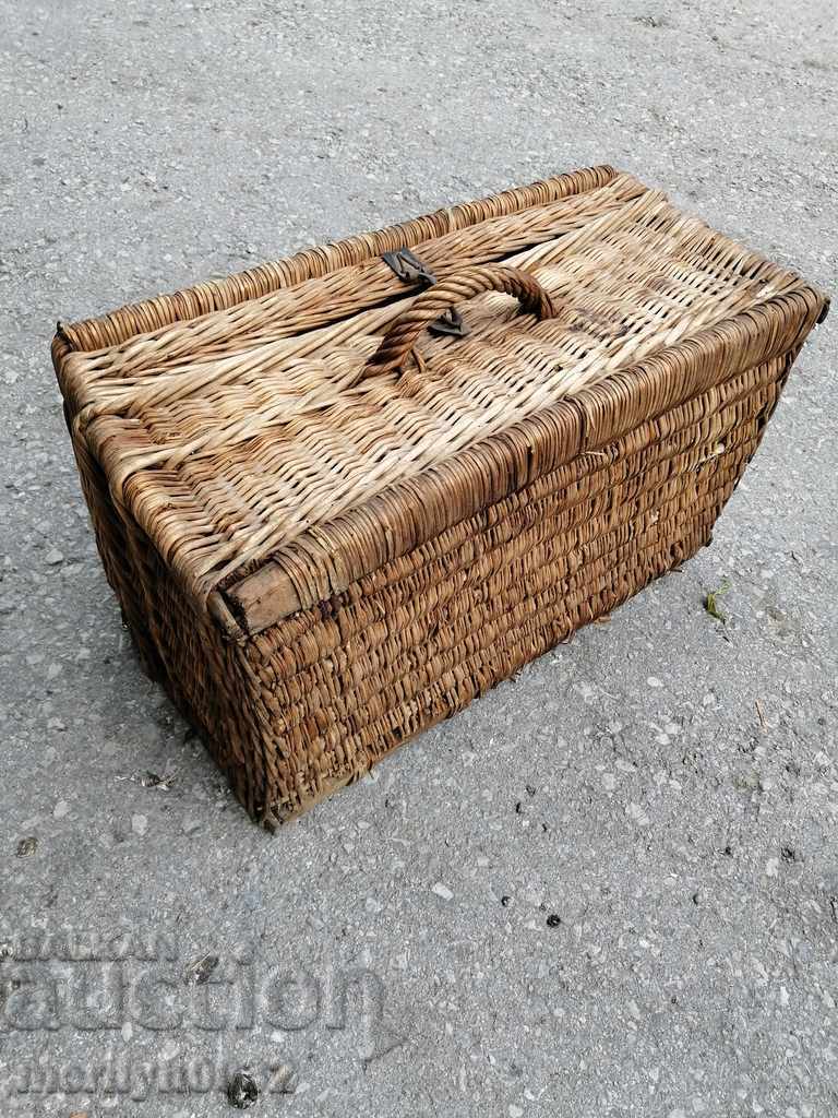 Wicker suitcase, wicker basket, basket box basket