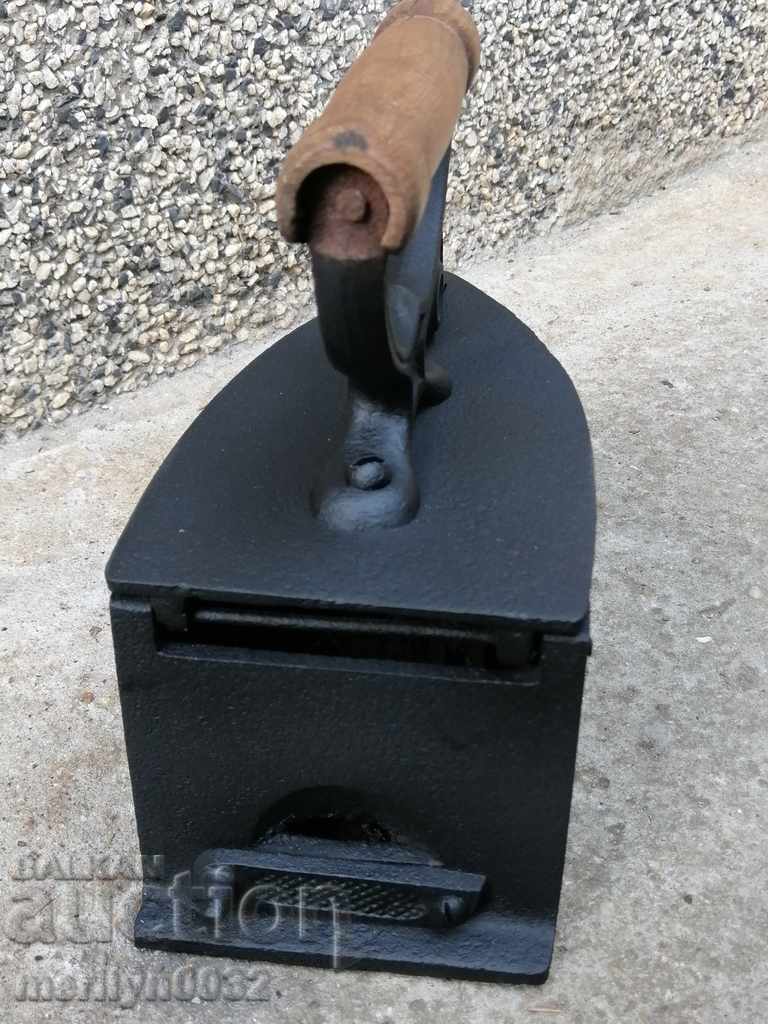 Old iron on fire with price 69.00 BGN | € 35.28