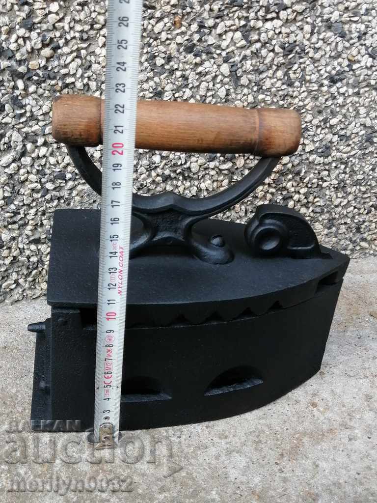 Old iron on fire - 5