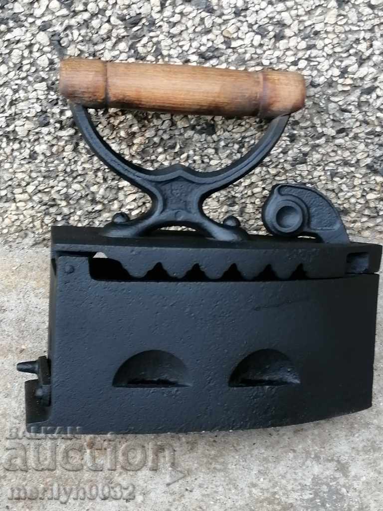 Old iron on fire - 7