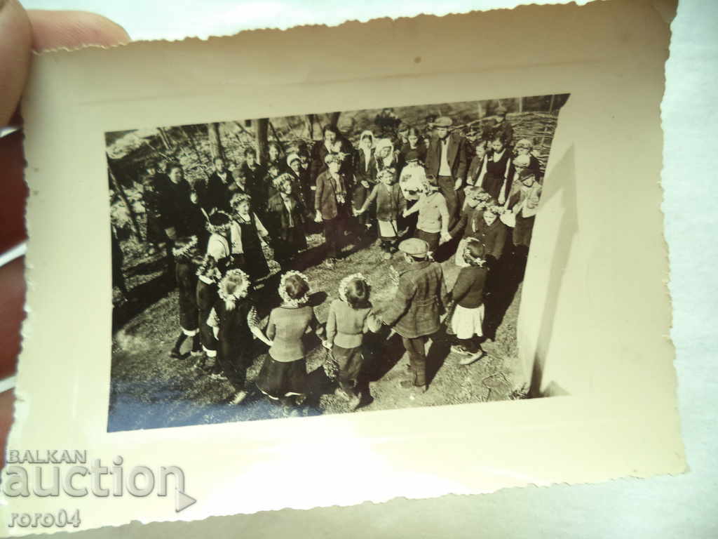 CHILDREN'S DANCE - OLD PHOTO BEFORE 1944 with price 8.99 BGN | € 4.60 CHILDREN'S DANCE - OLD PHOTO BEFORE 1944 with price 8.99 BGN | € 4.60