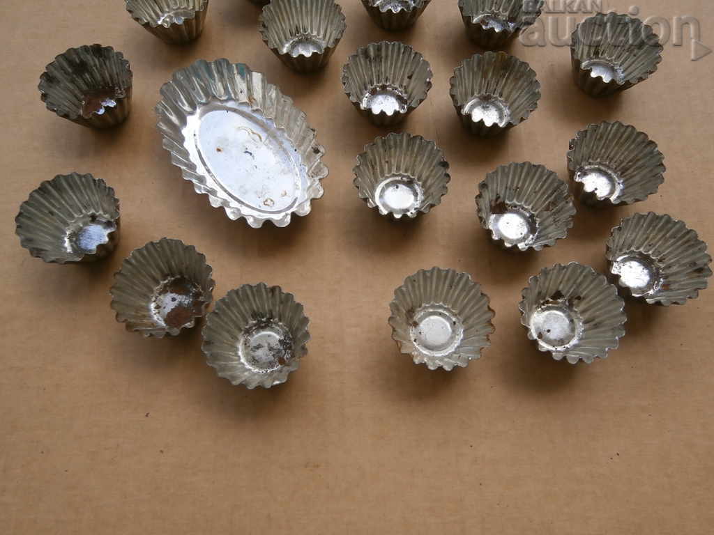 molds for sweets soc with price 21.00 BGN | € 10.74 molds for sweets soc with price 21.00 BGN | € 10.74