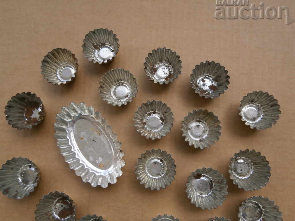 Auction molds for sweets soc Auction molds for sweets soc