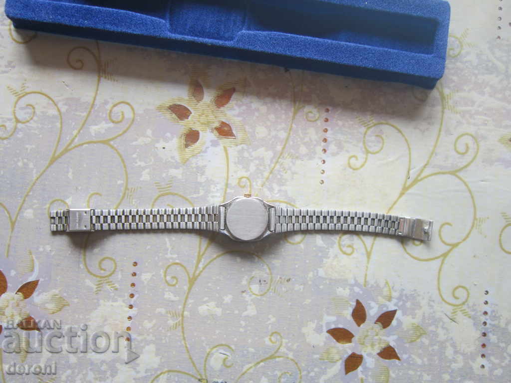 Delivery of Ladies Quartz watch Royal Delivery of Ladies Quartz watch Royal