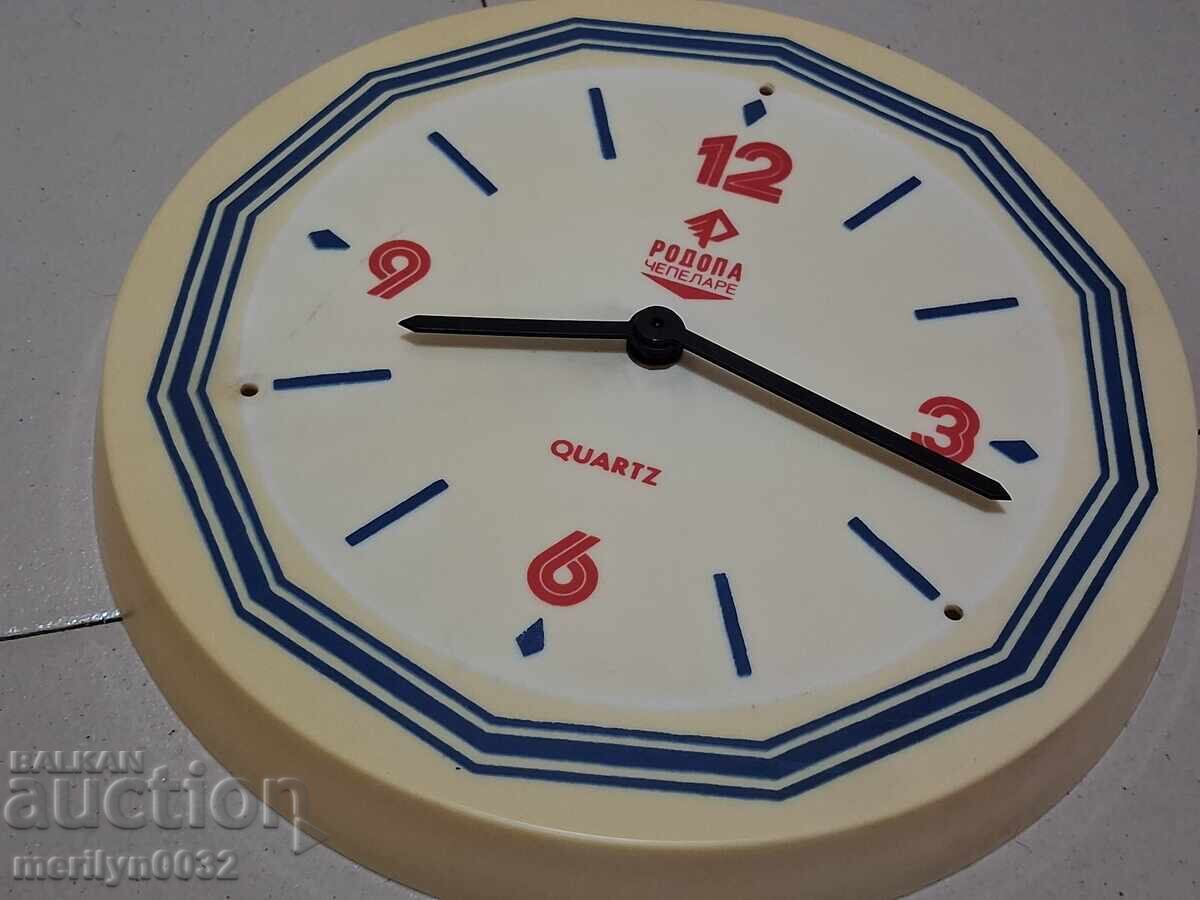 Delivery of Socialist wall clock, 80s, NRB Delivery of Socialist wall clock, 80s, NRB