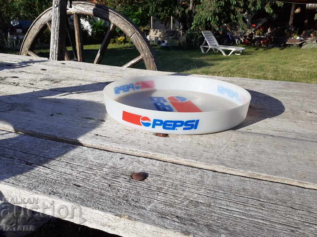 Delivery of Large Pepsi Tray, Pepsi Delivery of Large Pepsi Tray, Pepsi