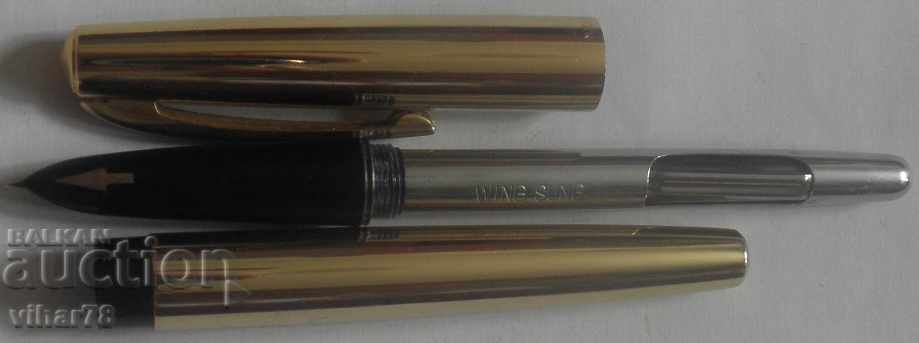 Delivery of Lot of Three Old Collectible Pens