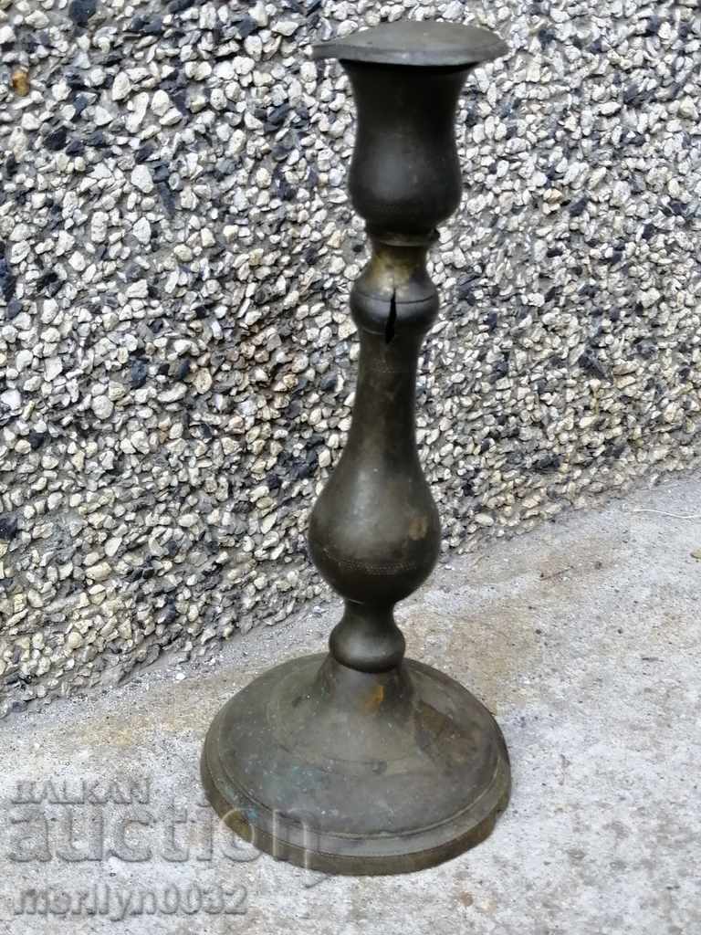 Delivery of Old brass candlestick candle lamp Delivery of Old brass candlestick candle lamp