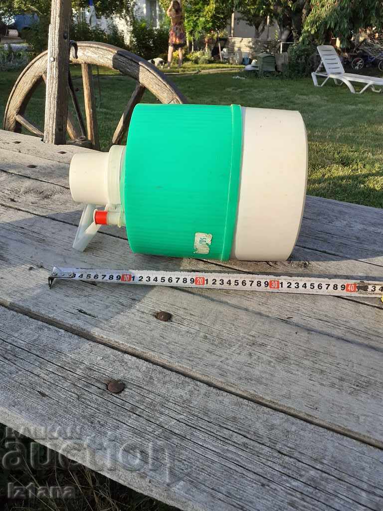 An old thermos - 6 An old thermos - 6