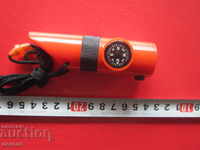 Combined flashlight flashlight compass whistle 6 in 1