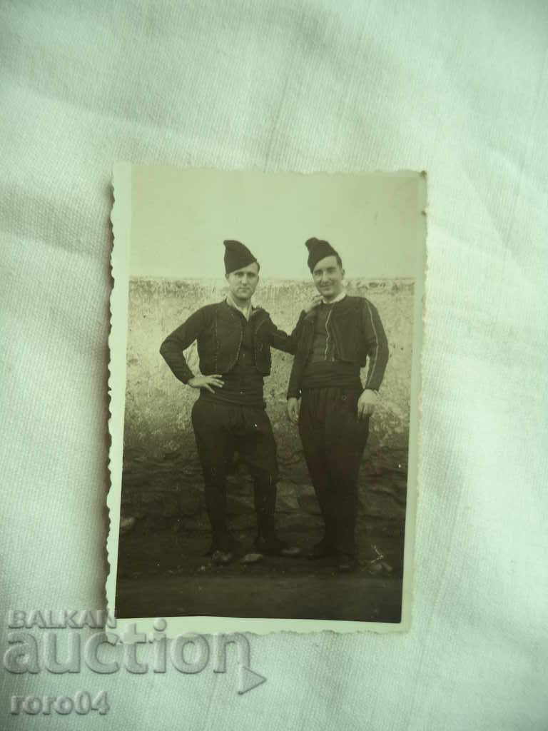 MEN'S COSTUME - VILLAGE OF KONSTANTINOVO - VARNA - 7 MEN'S COSTUME - VILLAGE OF KONSTANTINOVO - VARNA - 7