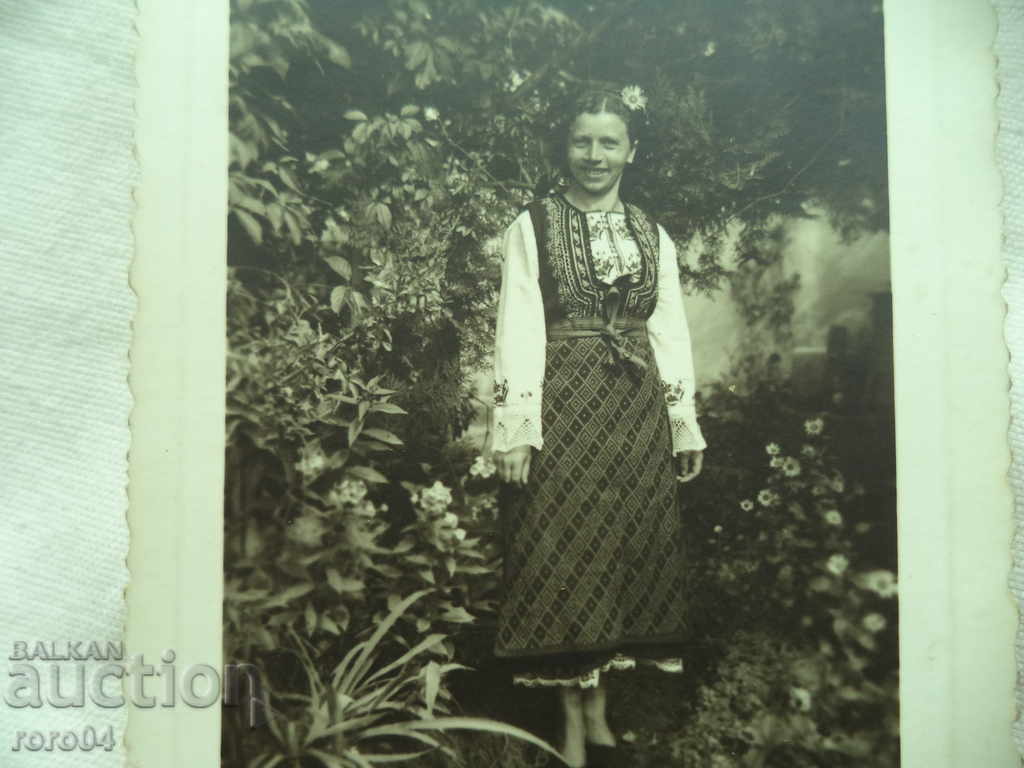 VELINGRAD COSTUME - ΧΩΡΙΟ LADZHENE - 7 VELINGRAD COSTUME - ΧΩΡΙΟ LADZHENE - 7